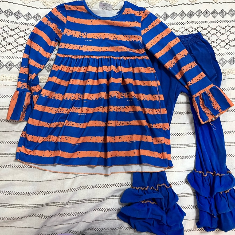 Stripped ruffle outfit